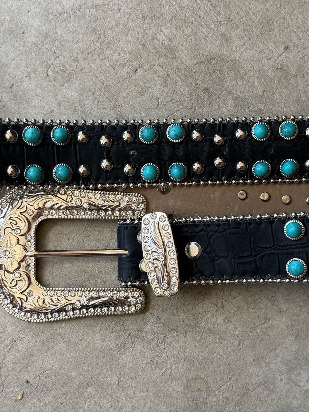 Blazin Roxx Belt with Turquoise Conchos cross and Silver Buckle